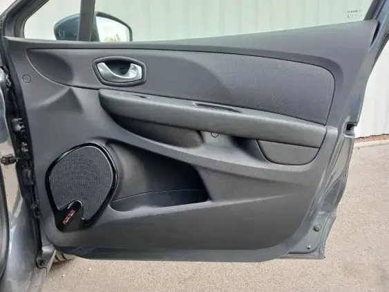 RENAULT CLIO IV - voiture d'occasion - Photo 17