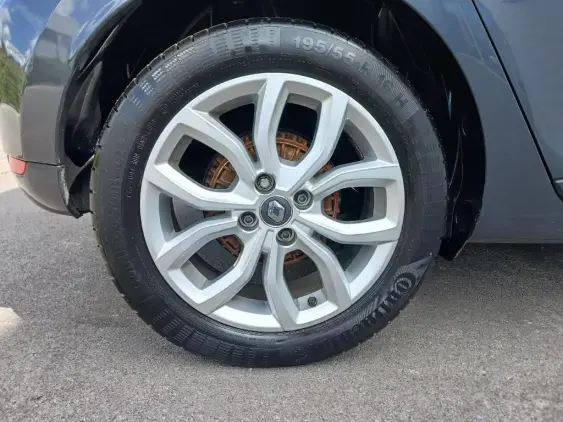 RENAULT CLIO IV - voiture d'occasion - Photo 21