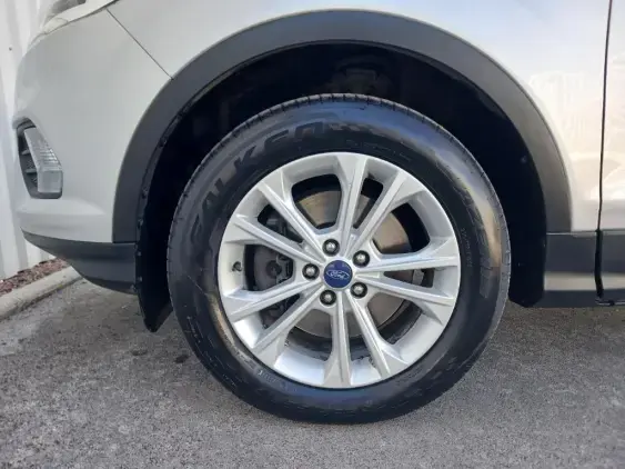 FORD KUGA II - voiture d'occasion - Photo 18