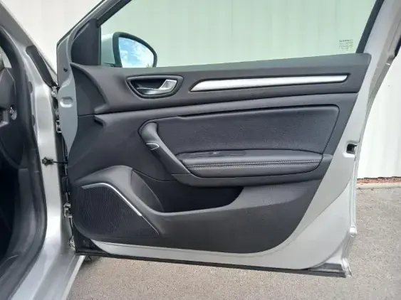 RENAULT MEGANE IV - voiture d'occasion - Photo 16