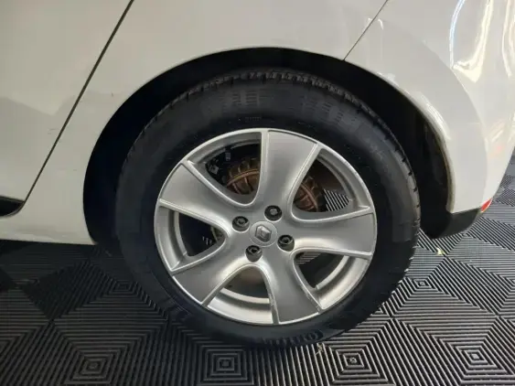 RENAULT CLIO IV - voiture d'occasion - Photo 17