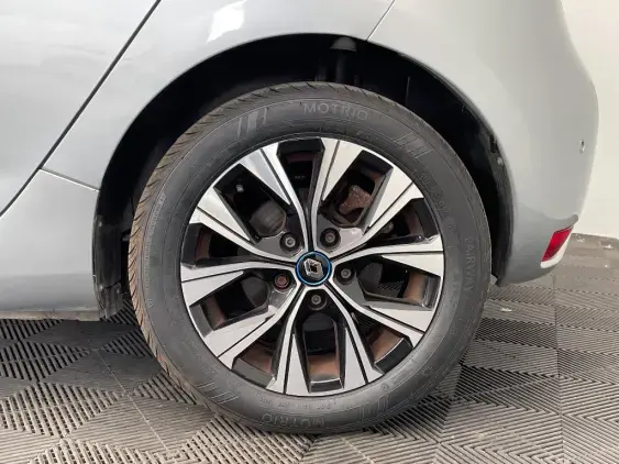 RENAULT ZOE - voiture d'occasion - Photo 22