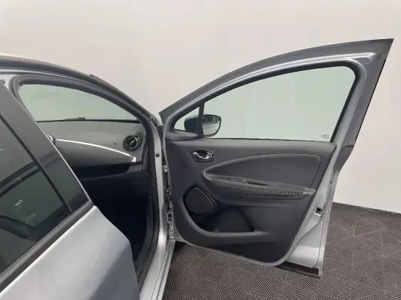 RENAULT ZOE - voiture d'occasion - Photo 19