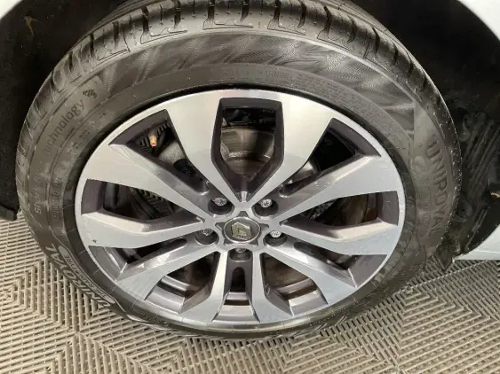 RENAULT MEGANE IV - voiture d'occasion - Photo 23