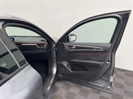 RENAULT ARKANA - voiture d'occasion - Photo 19