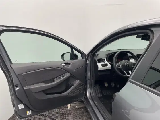 RENAULT CLIO V - voiture d'occasion - Photo 18