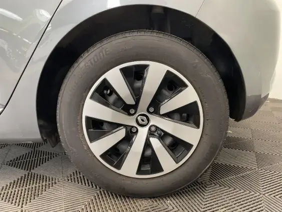 RENAULT CLIO V - voiture d'occasion - Photo 22