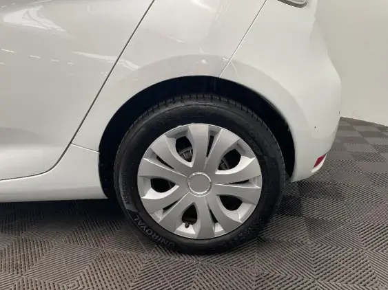 RENAULT ZOE - voiture d'occasion - Photo 22