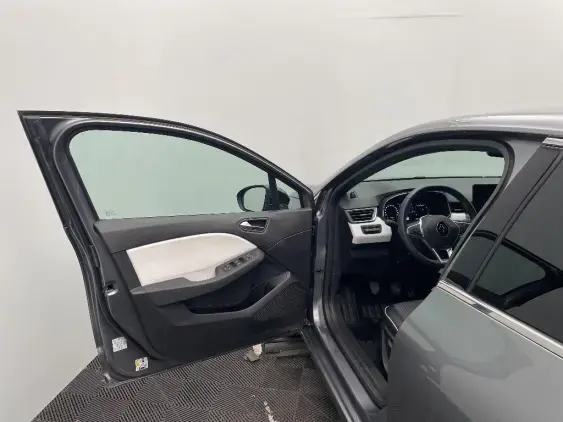 RENAULT CLIO V - voiture d'occasion - Photo 18