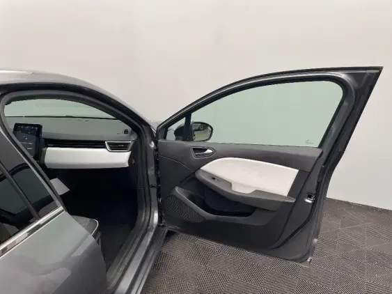 RENAULT CLIO V - voiture d'occasion - Photo 19