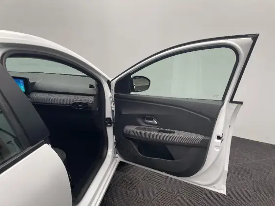 DACIA SANDERO III - voiture d'occasion - Photo 19