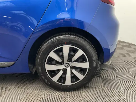 RENAULT CLIO V - voiture d'occasion - Photo 21