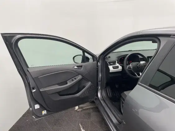 RENAULT CLIO V - voiture d'occasion - Photo 18