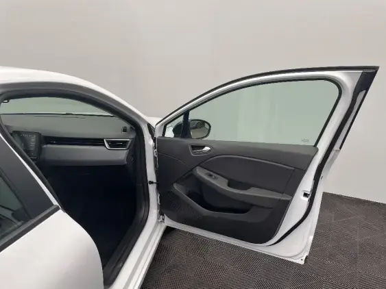 RENAULT CLIO V - voiture d'occasion - Photo 19