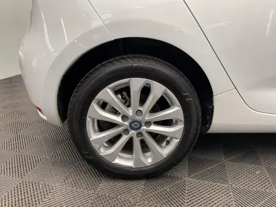 RENAULT ZOE - voiture d'occasion - Photo 22