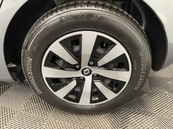 RENAULT CLIO V - voiture d'occasion - Photo 22