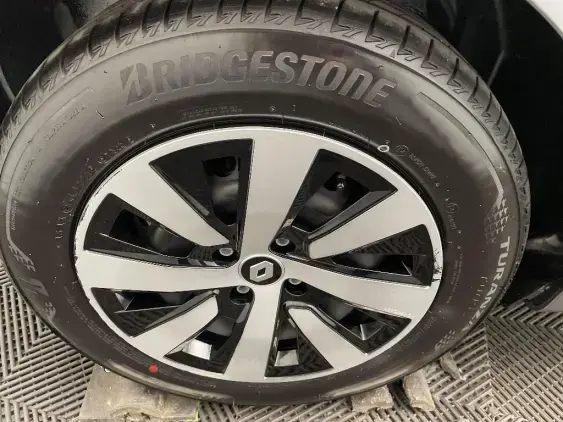 RENAULT CLIO V - voiture d'occasion - Photo 23