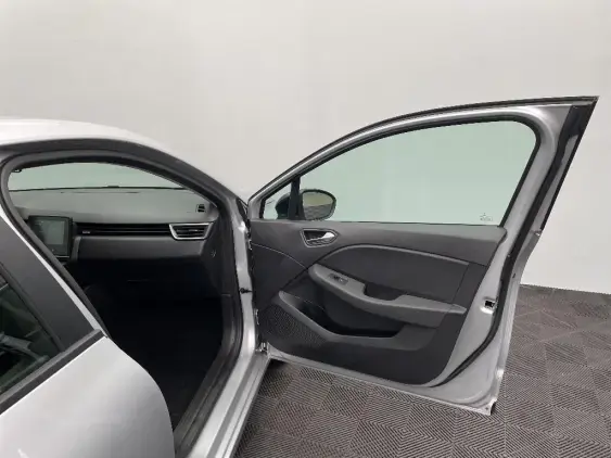 RENAULT CLIO V - voiture d'occasion - Photo 18