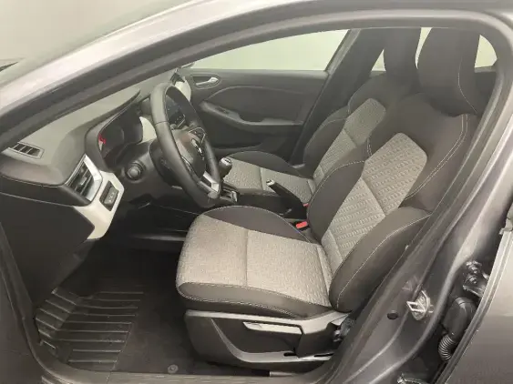 RENAULT CLIO V - voiture d'occasion - Photo 17