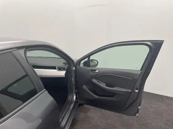 RENAULT CLIO V - voiture d'occasion - Photo 19