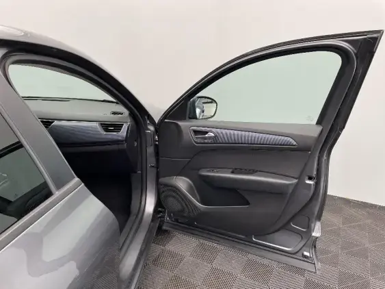 RENAULT ARKANA - voiture d'occasion - Photo 19