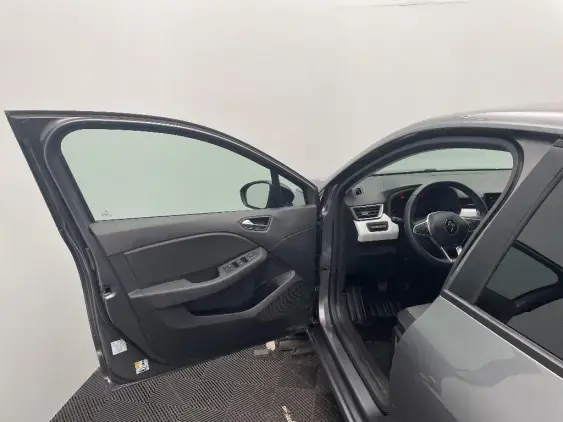 RENAULT CLIO V - voiture d'occasion - Photo 18