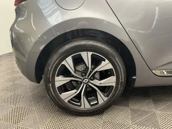 RENAULT CLIO V - voiture d'occasion - Photo 23