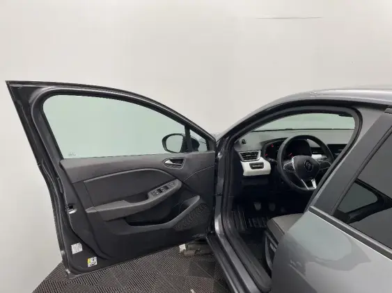 RENAULT CLIO V - voiture d'occasion - Photo 18