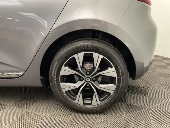 RENAULT CLIO V - voiture d'occasion - Photo 22