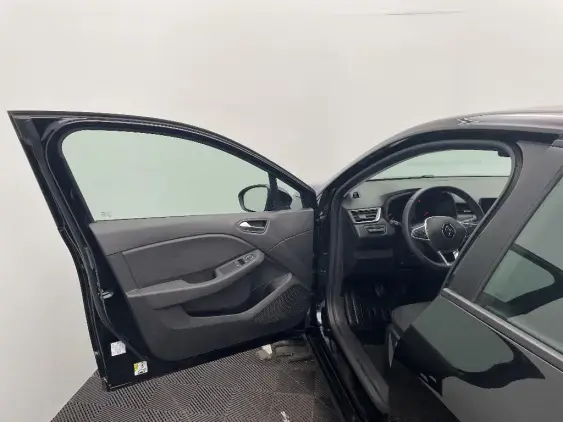 RENAULT CLIO V - voiture d'occasion - Photo 17