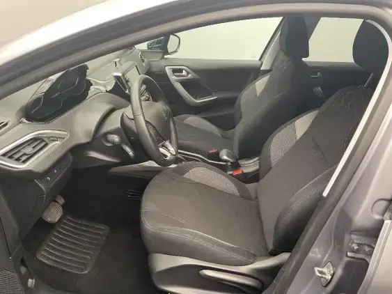 PEUGEOT 2008 - voiture d'occasion - Photo 17