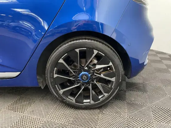 RENAULT CLIO V - voiture d'occasion - Photo 22