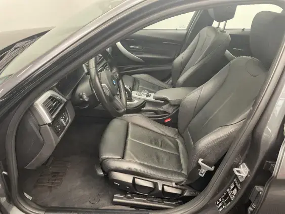 BMW SERIE 3 TOURING VII - voiture d'occasion - Photo 17