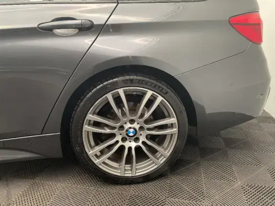 BMW SERIE 3 TOURING VII - voiture d'occasion - Photo 22