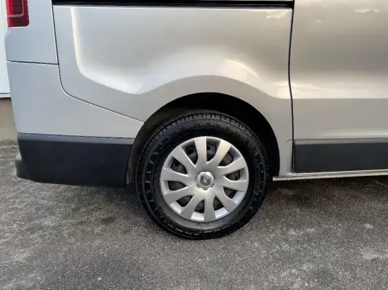 RENAULT TRAFIC III - voiture d'occasion - Photo 22