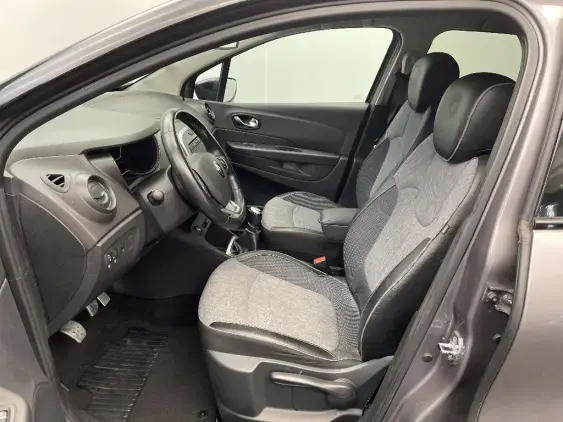 RENAULT CAPTUR - voiture d'occasion - Photo 17