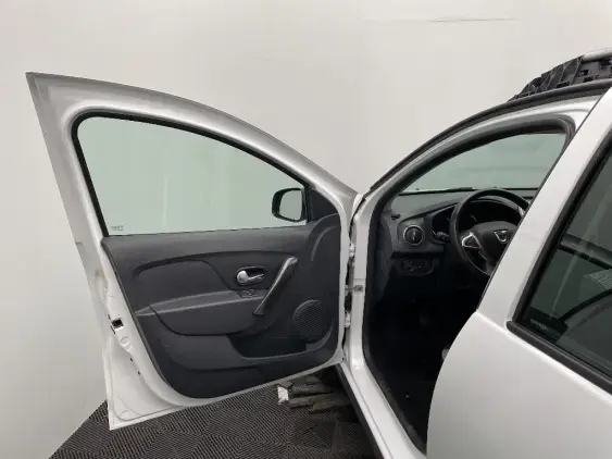 DACIA SANDERO II - voiture d'occasion - Photo 18