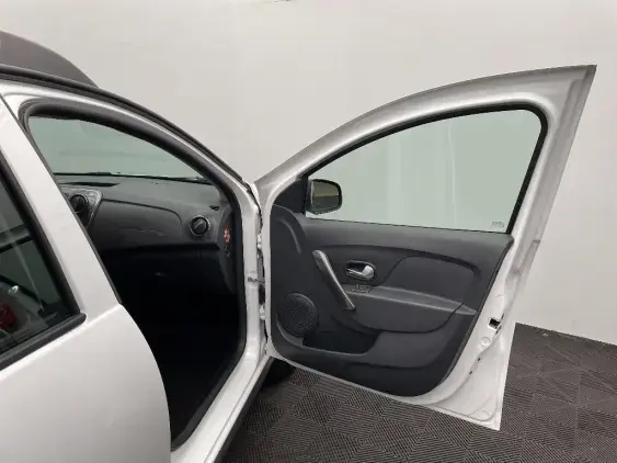 DACIA SANDERO II - voiture d'occasion - Photo 19
