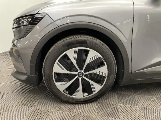 RENAULT MEGANE V - voiture d'occasion - Photo 21