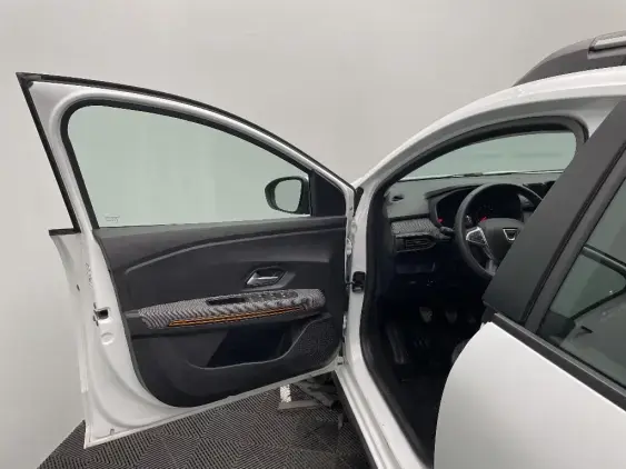 DACIA SANDERO III - voiture d'occasion - Photo 18