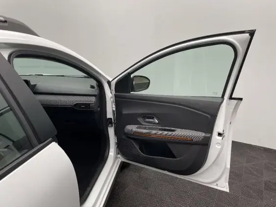 DACIA SANDERO III - voiture d'occasion - Photo 19