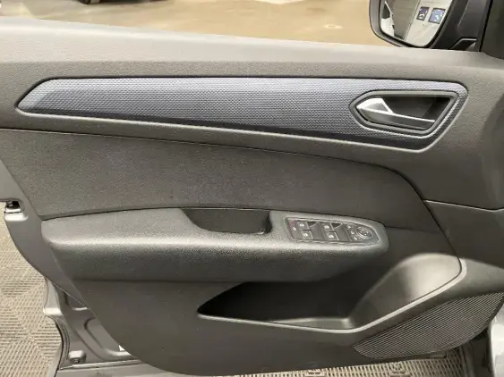 RENAULT ARKANA - voiture d'occasion - Photo 19