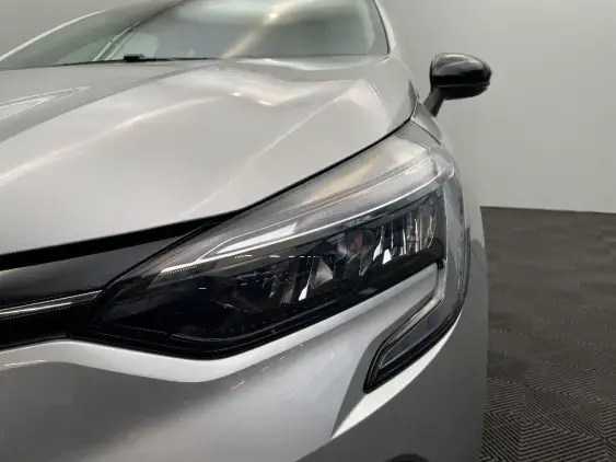 RENAULT CLIO V - voiture d'occasion - Photo 19