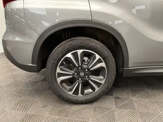 SUZUKI VITARA IV - voiture d'occasion - Photo 23