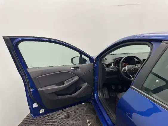 RENAULT CLIO V - voiture d'occasion - Photo 17