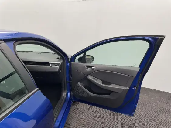 RENAULT CLIO V - voiture d'occasion - Photo 18