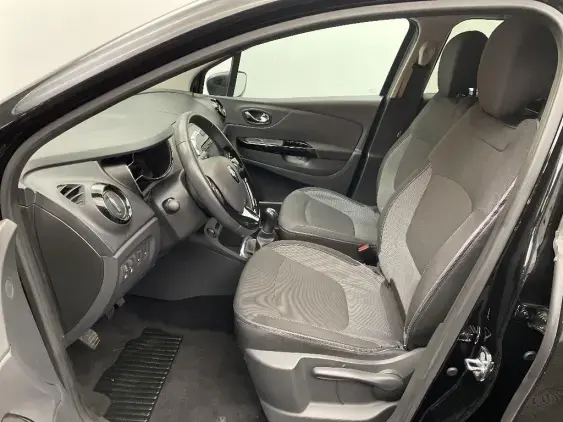 RENAULT CAPTUR - voiture d'occasion - Photo 17