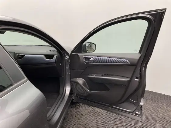 RENAULT ARKANA - voiture d'occasion - Photo 19