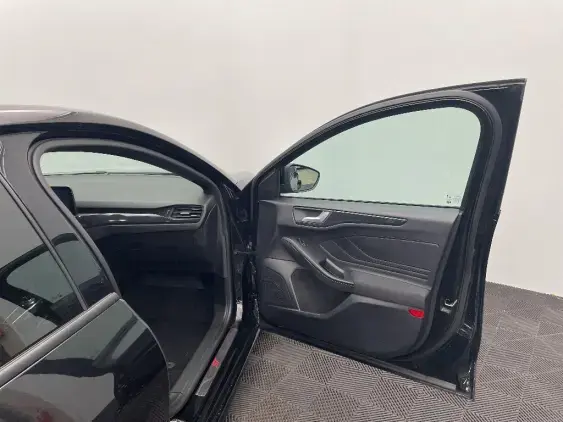 FORD FOCUS IV - voiture d'occasion - Photo 19