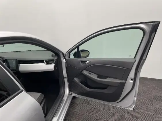 RENAULT CLIO V - voiture d'occasion - Photo 19